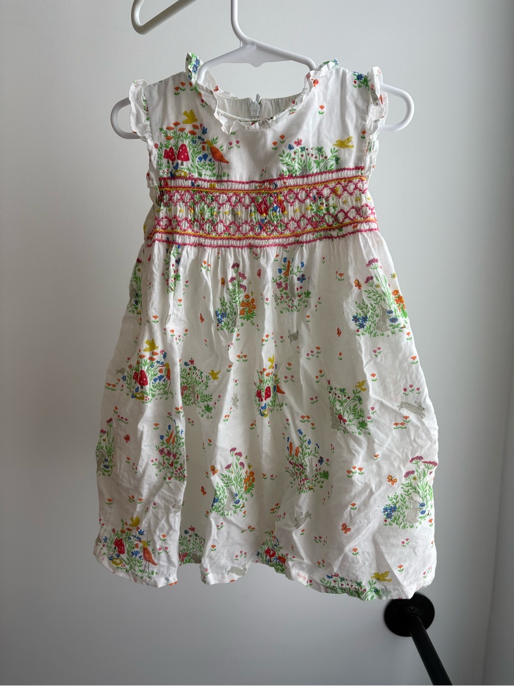 Mini Boden Girls White Floral Smocked Cotton Dress